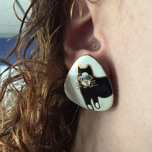 Vintage kitty stud earrings (great for Halloween!) - Picture 2 of 3